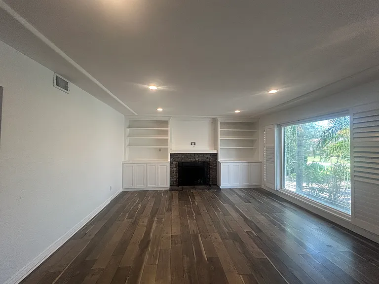 1037 N Wanda Dr — Photo 20