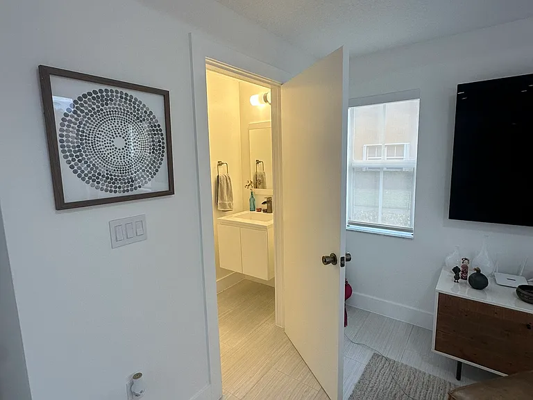 15240 SW 31st St — Photo 31