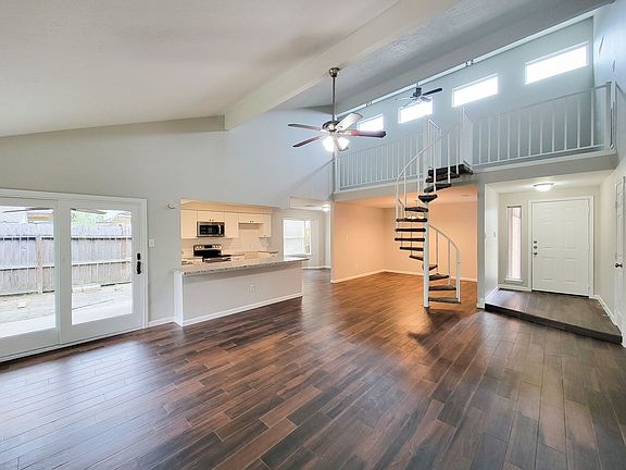5th image of 5107 Prairie Creek Dr