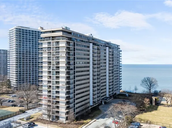 12550 Lake Ave APT 602, Lakewood, OH 44107