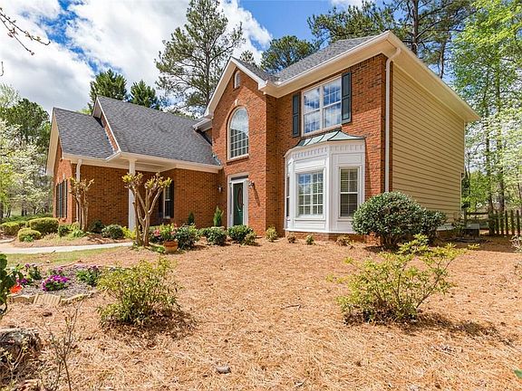 3rd image of 5049 Chapel Lake Cir