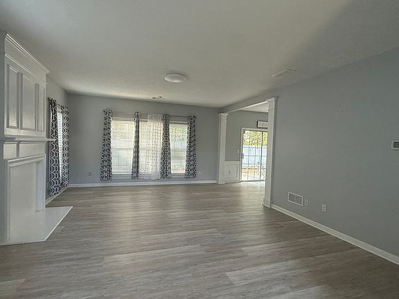 5th image of 3402 Davenport Park Ln
