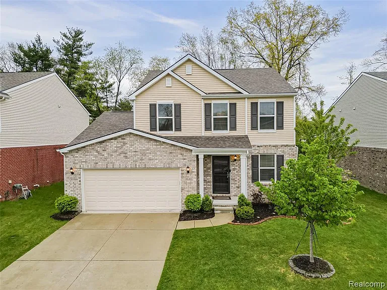 8640 Quincy Dr — Photo 39