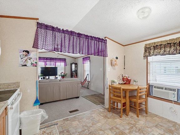 4th image of 18 Avenue A