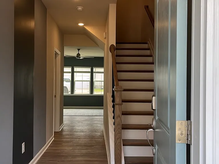 324 Glen Clova Dr — Photo 5