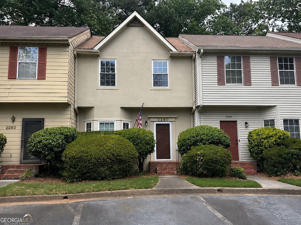 1st image of 2290 Fairways Ct NW