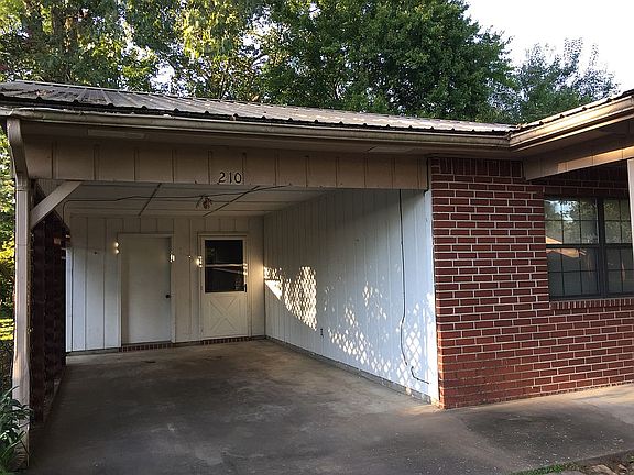 4th image of 210 Jaggers St