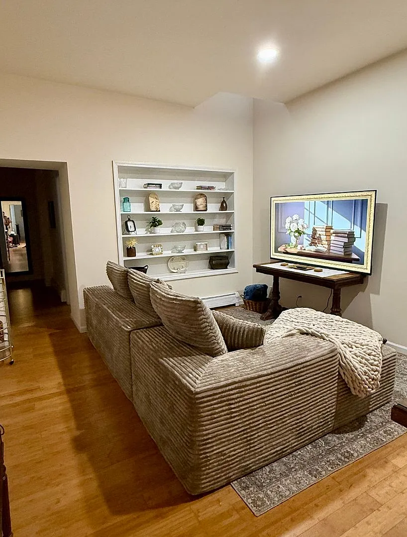 138 Court St. — Photo 2