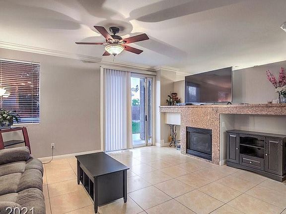 5th image of 2556 Williamsburg St