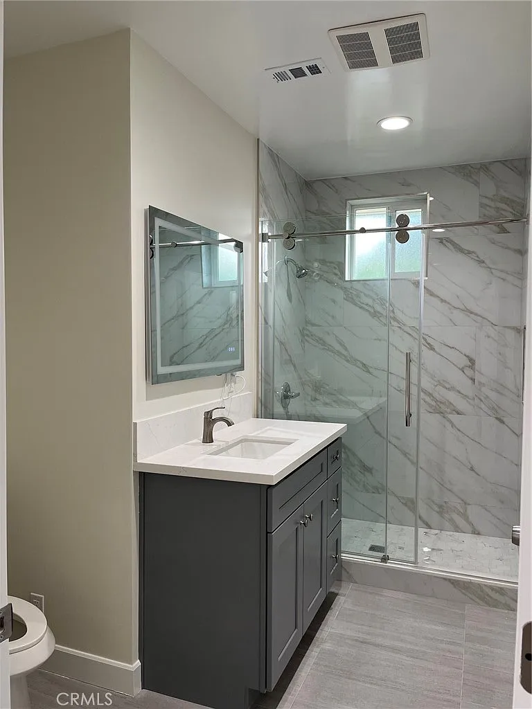 3 bed, 964 sqft, $2,800 — Photo 3