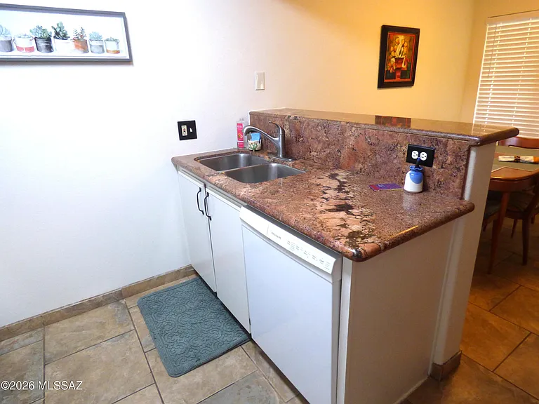 5751 N Kolb Rd #5208 — Photo 12