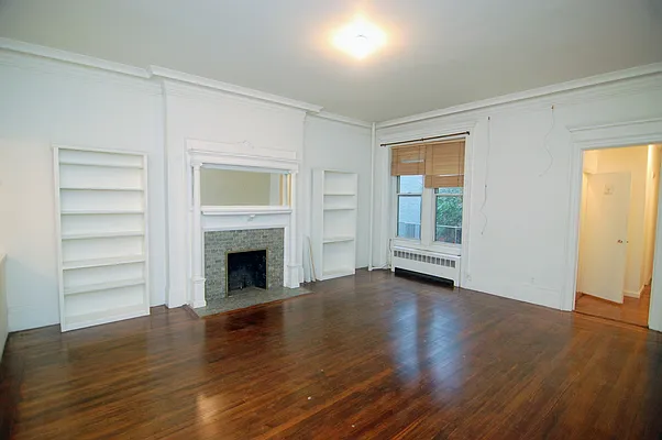Rented by R New York | media 17