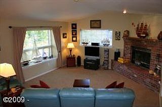 3rd image of 3217 NW Quay Dr
