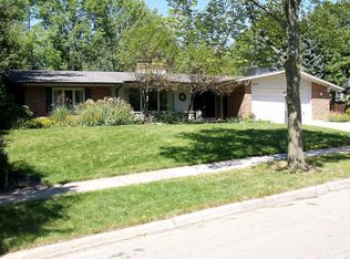 2655 Capilano Dr SE, Grand Rapids, MI 49546