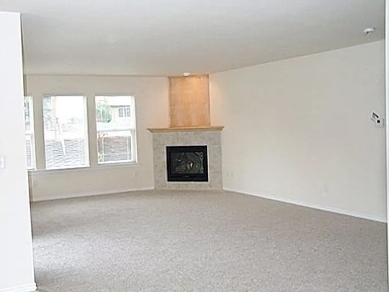 358 E Bellis Fair Pkwy #101 — Photo 13