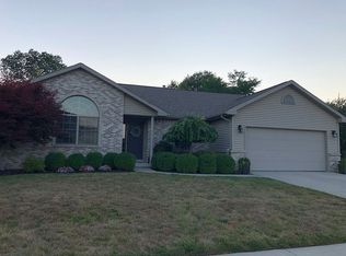 312 Buckthorn Dr, Swanton, OH 43558