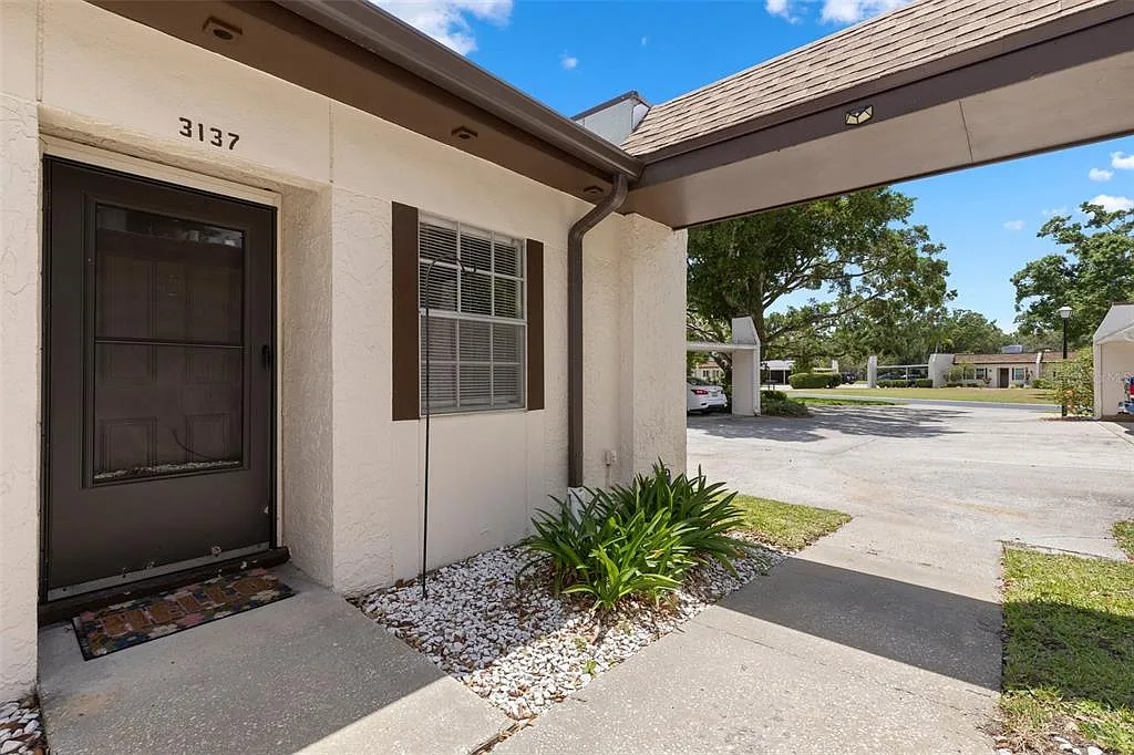 1 bed, 1.0 bath, 636 sqft, $1,450 — Photo 1