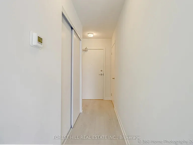 3401 Ridgeway Dr #305 — Photo 21
