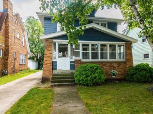 982 Frederick Ave NW, Grand Rapids, MI