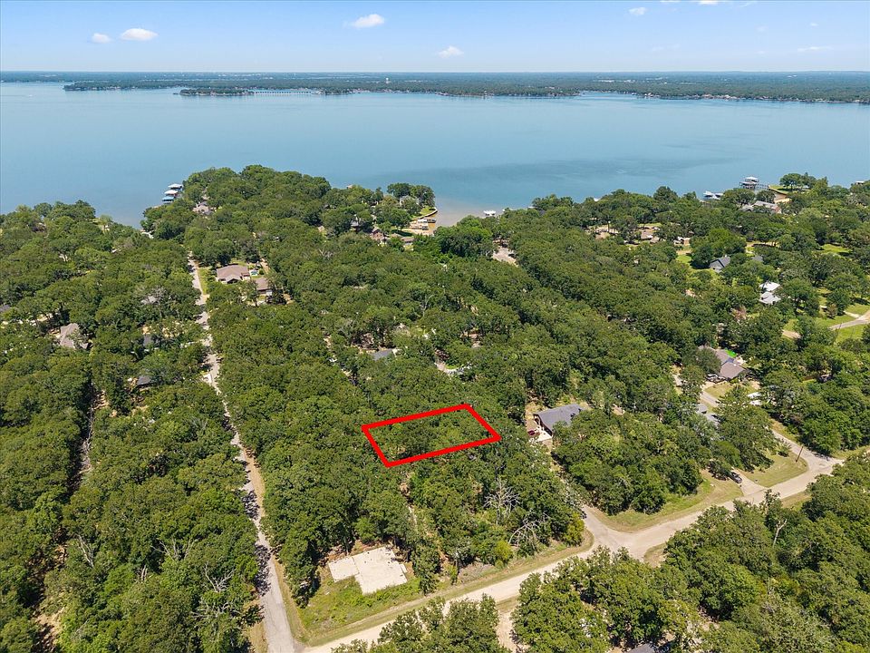 1st image of 264 Beachwood Dr
