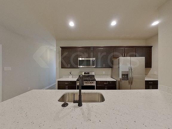 5th image of 13936 Barrington Ave