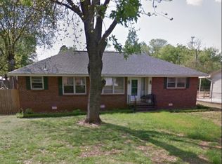 204 W Edison Ave, Muscle Shoals, AL 35661