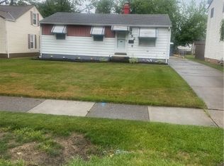 852 E 332nd St, Eastlake, OH