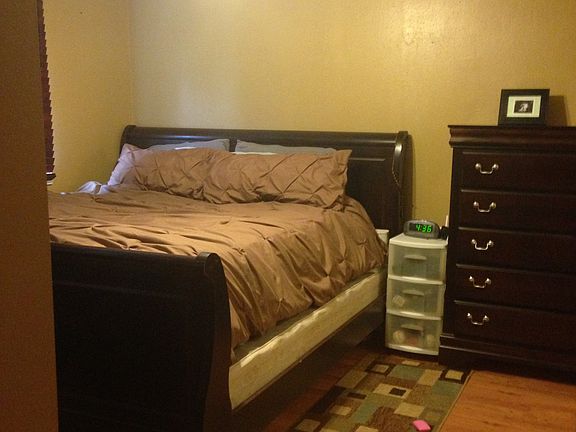 5th image of 228 Saint Francis St
