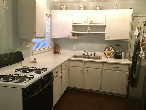 3rd image of 3122 Lanoue Dr