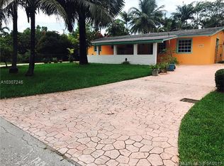 8790 SW 52nd St, Miami, FL 33165