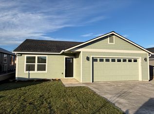 714 NE Rickenbacker Rd, Madras, OR 97741
