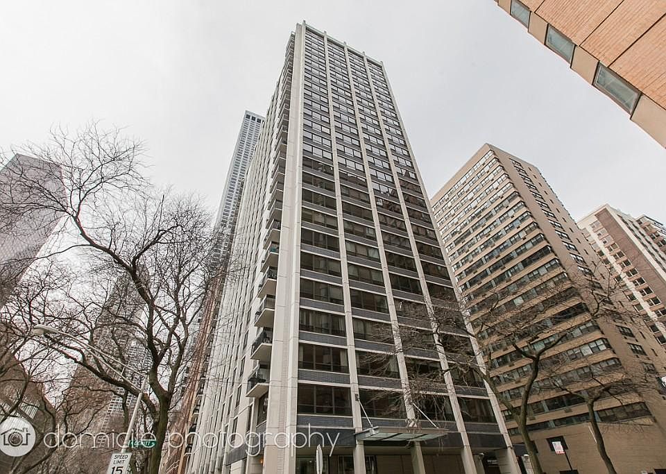 1st image of 222 E Pearson St APT 1503L