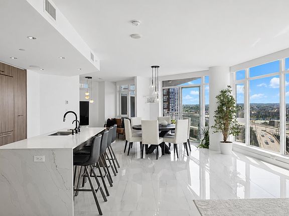 3rd image of 1372 Seymour St #1701