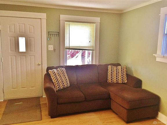 4th image of 3023 Mesmer Ave