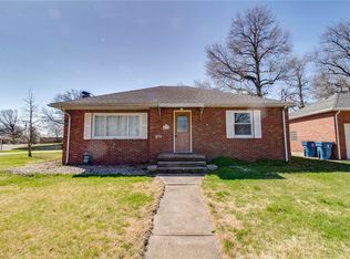 3879 Berkeley Ave, Alton, IL 62002