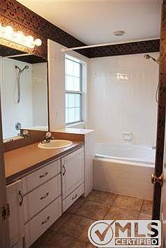 4th image of 5349 Saint Ives Ln #1