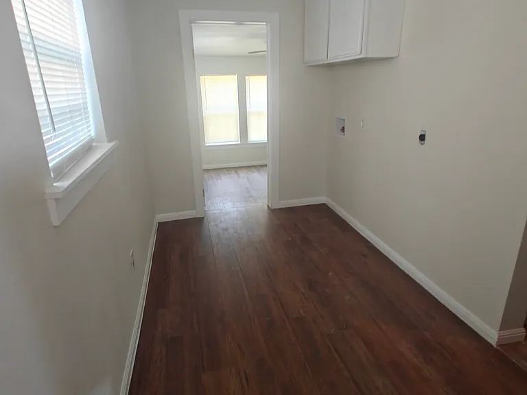 317 Arlington Ct #1 — Photo 5