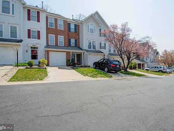 3rd image of 18845 Harmony Woods Ln