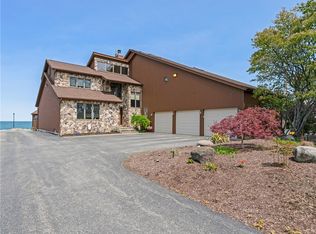 156 Ferguson Dr, Hilton, NY 14468