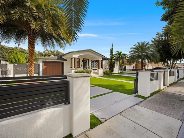 155 W 60th St, Hialeah, FL 33012