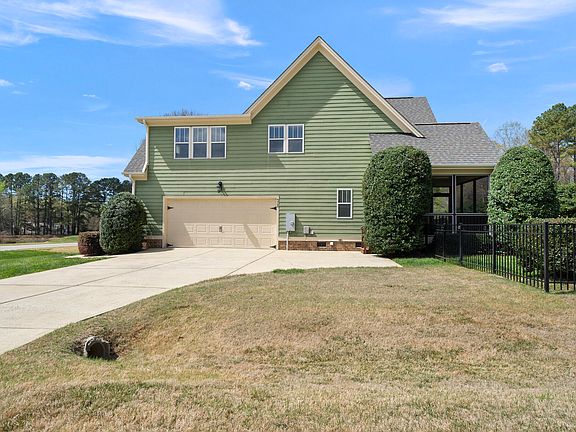 3rd image of 6408 Cayuse Ln