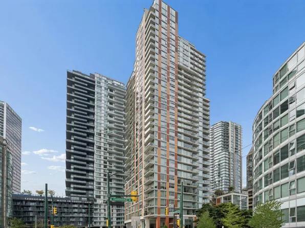 1351 Continental St #902, Vancouver, BC V6Z 0C6