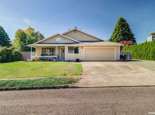 705 SW Dalmatian Ave, Sublimity, OR 97385