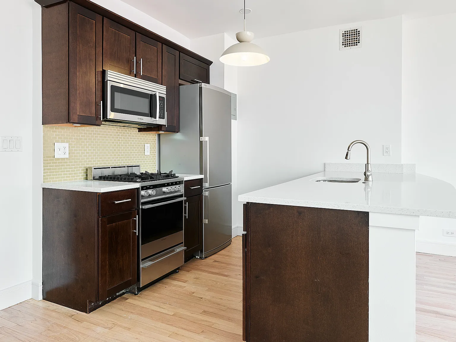 225 East 63rd Street — Photo 3