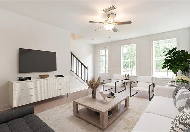 6803 Prelude Dr — Photo 2