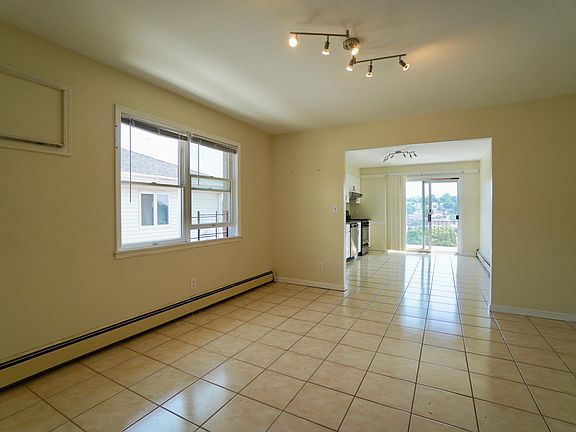 2nd image of 270A Edwards Pl #1