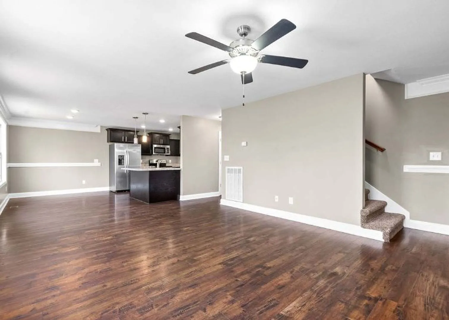 Special Graduated Rent Offer! — Photo 4