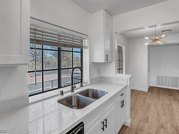 3rd image of 4819 Nara Vista Way Unit 102