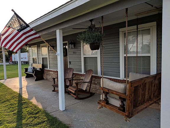 House was painted in 2018
