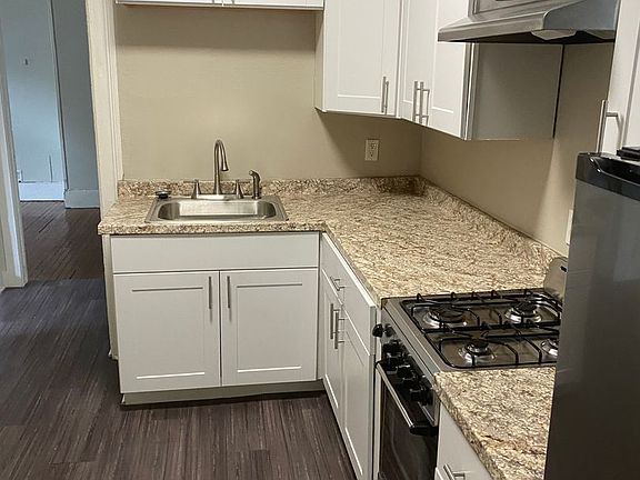 5th image of 472-480 Park Ave #478